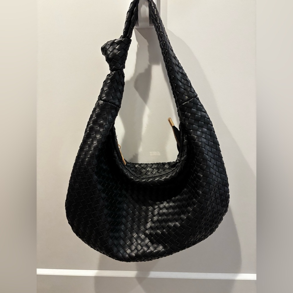 Milie Bianco Woven Shoulder Bag.  Black.  Like new
